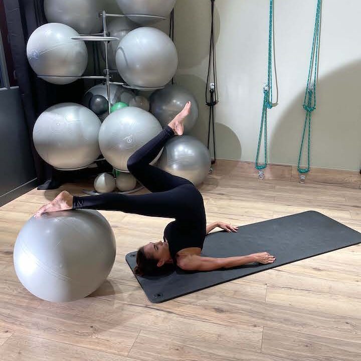 Studio shelam rue louise michel Levallois pilates yoga swiss ball sport 2021-11
