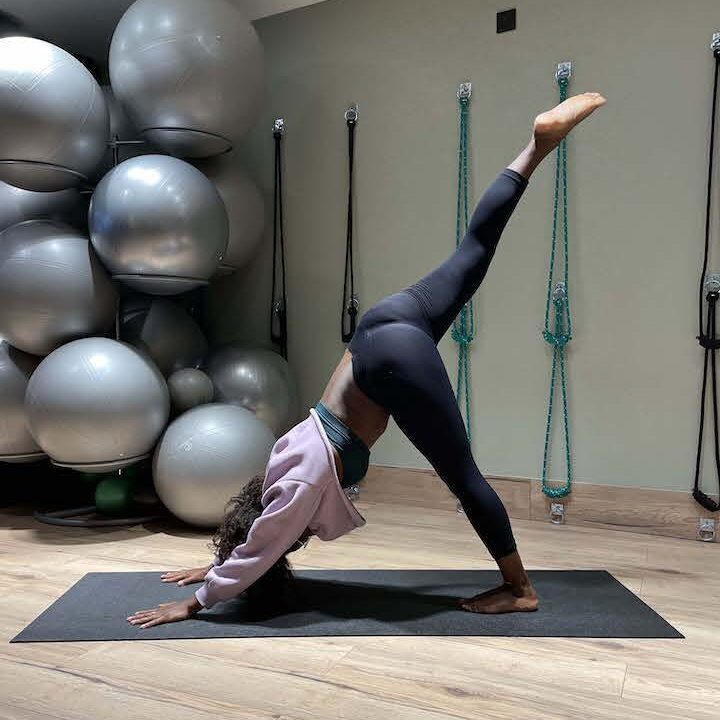 Studio shelam rue louise michel Levallois pilates yoga vinyasa flow sport 2021-3
